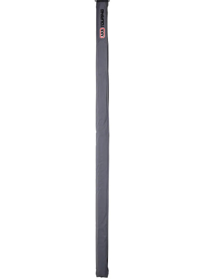 Auvent Touring ARB de 2500x2500mm avec LED intégrée, installation extérieure robuste pour camping et aventure.