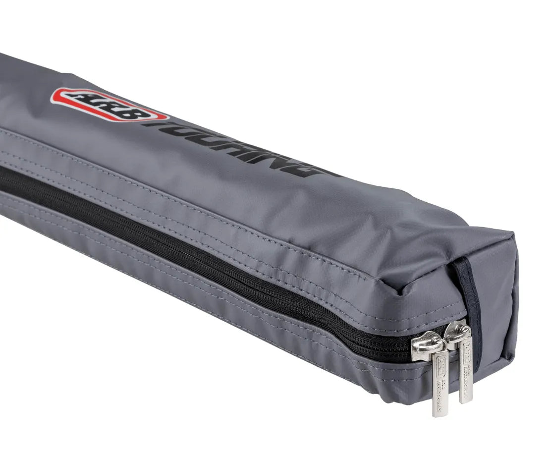 Auvent Touring ARB 2500x2500mm avec LED intégrée, robuste et léger, pour camping et extérieur.