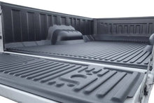 Bac de benne avec rebord pour Toyota Hilux 2016+ cabine simple, fabrication PRO-FORM, adapté pour chargements robustes.