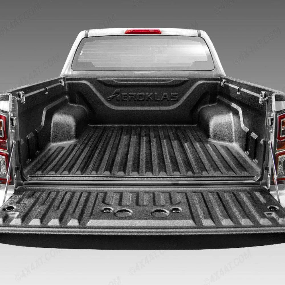 Bac de benne avec rebords pour Isuzu D-Max 2020-2024 Extra Cab, fabriqué par Aeroklas, en métal robuste pour le transport.