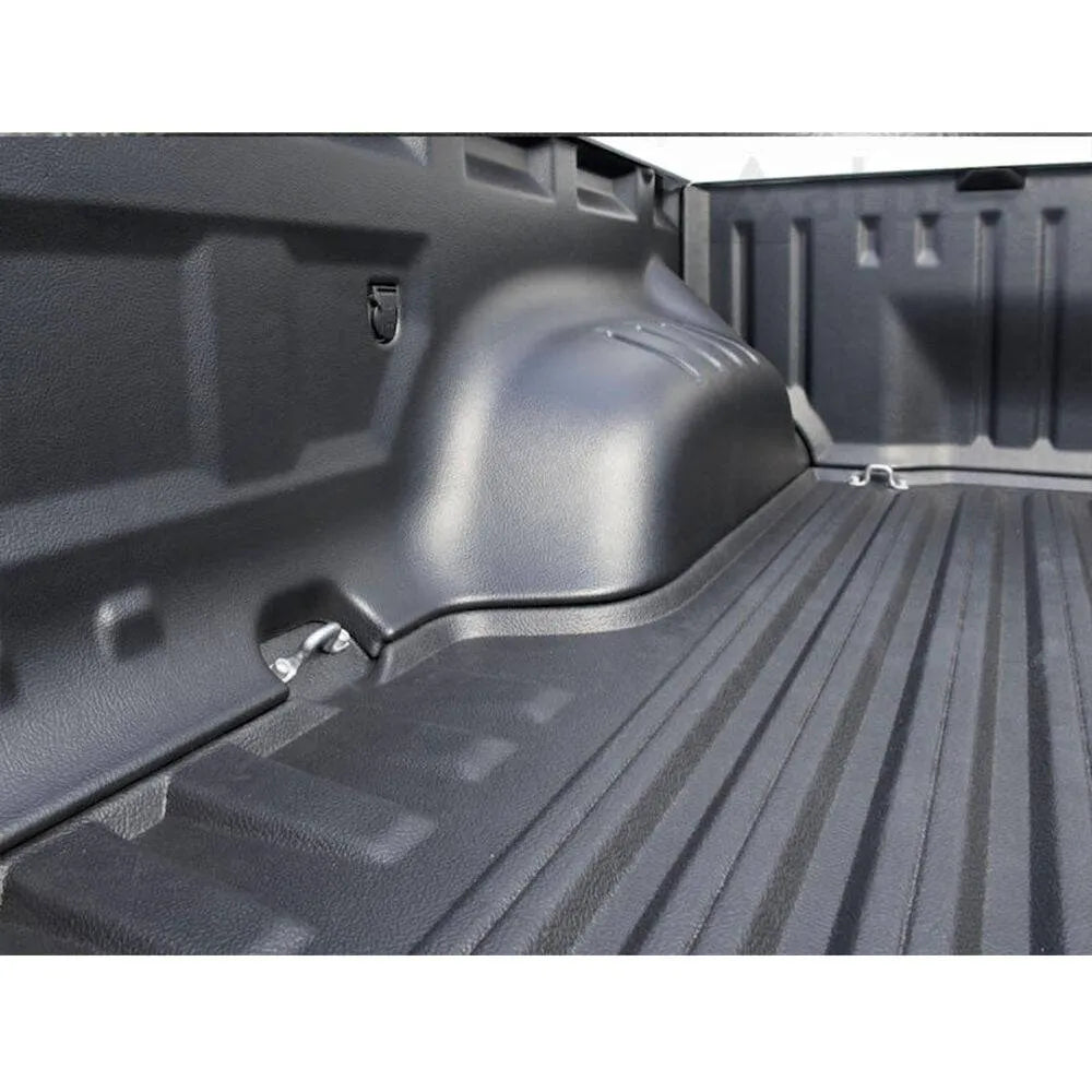Bac de benne sans rebord PRO-FORM pour Isuzu D-Max 2020+ double cab, solide et adapté au chargement.