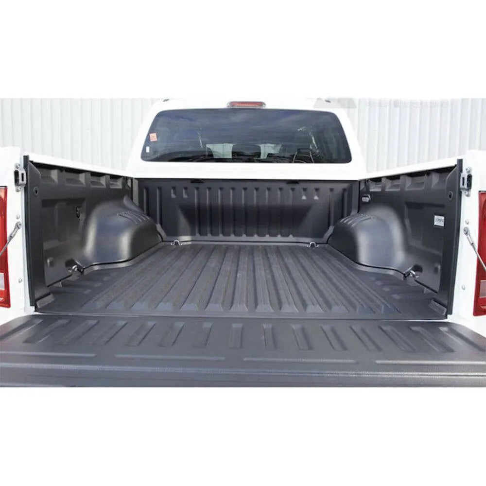 Bac de benne sans rebord PRO-FORM pour Isuzu D-Max 2020+ double cabine, sol en métal robuste pour transport.