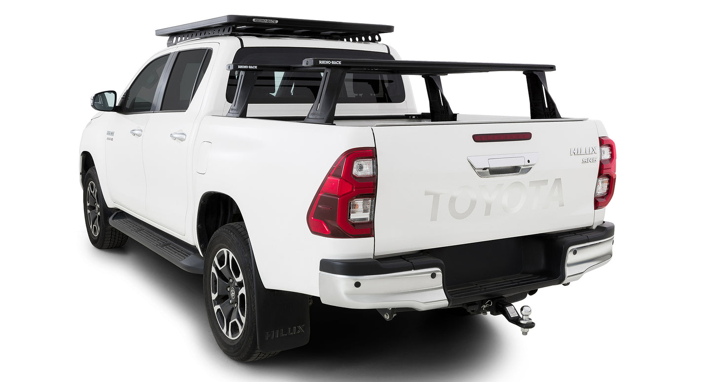 Kit de 2 barres de toit RHINO-RACK de 1500 mm pour Toyota Hilux Revo 2015+ avec système Reconn-Deck et barres transversales.