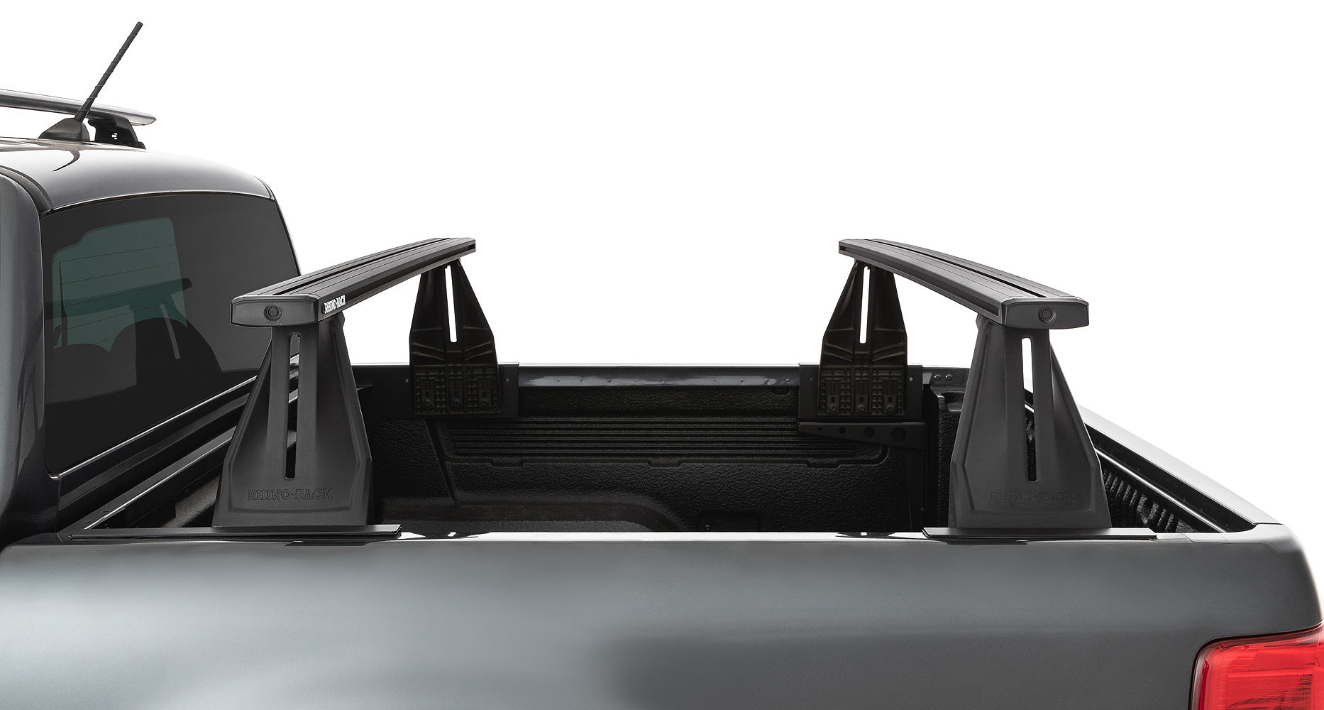 Kit 2 barres de toit de 1500 mm RHINO-RACK pour Ford Ranger T6/T7/T8, système Reconn-Deck, fixations robustes.