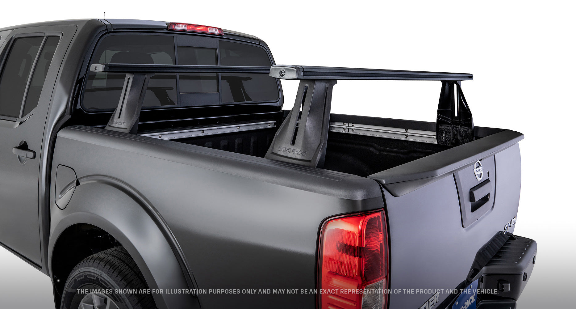 Kit de 2 barres de toit Vortex RHINO-RACK pour Nissan Navara NP300 2015+ avec système Reconn-Deck, robustes et faciles à installer.