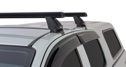 Kit de 2 barres de toit Heavy Duty noires de 1375mm pour Isuzu D-Max Gen II 2016-2020, marque RHINO-RACK.