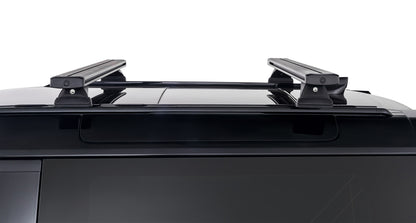 Kit de 2 barres de toit noires RHINO-RACK pour Land Rover Defender II 90 L663 2021+, longueur 1260mm, vue de dessus.