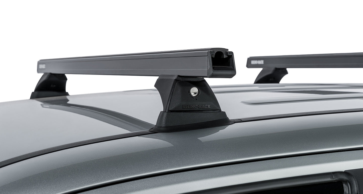 Kit 2 barres de toit noires RHINO-RACK pour Volkswagen Amarok 2H 2011-2023, avec pieds robustes, longueur 1375mm.