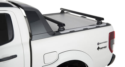 Kit de 2 barres de toit noires Heavy Duty 1500mm avec pieds pour Ford Ranger Wildtrak T6/T7/T8 2012-2022, marque Rhino-Rack.