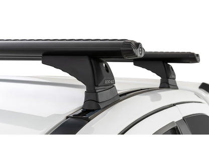 Kit de 2 barres de toit Rhino-Rack Sportz 1260mm pour Ford Ranger T6 T7 T8 Super Cab 2011-2022, vue des barres installées.