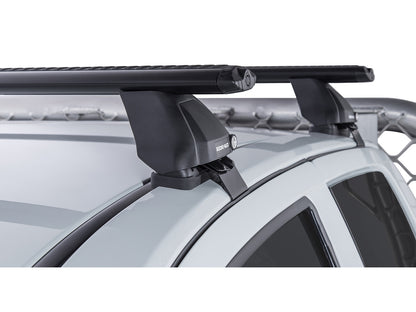 Kit de 2 barres de toit Rhino-Rack Sportz 1260mm pour Isuzu D-Max Double Cab 2012-2020, vue de face.