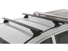 Kit 2 barres de toit Rhino-Rack Sportz 1260mm pour Mitsubishi L200 Double et Extra Cab 2015-2024, vue des barres sur le toit.