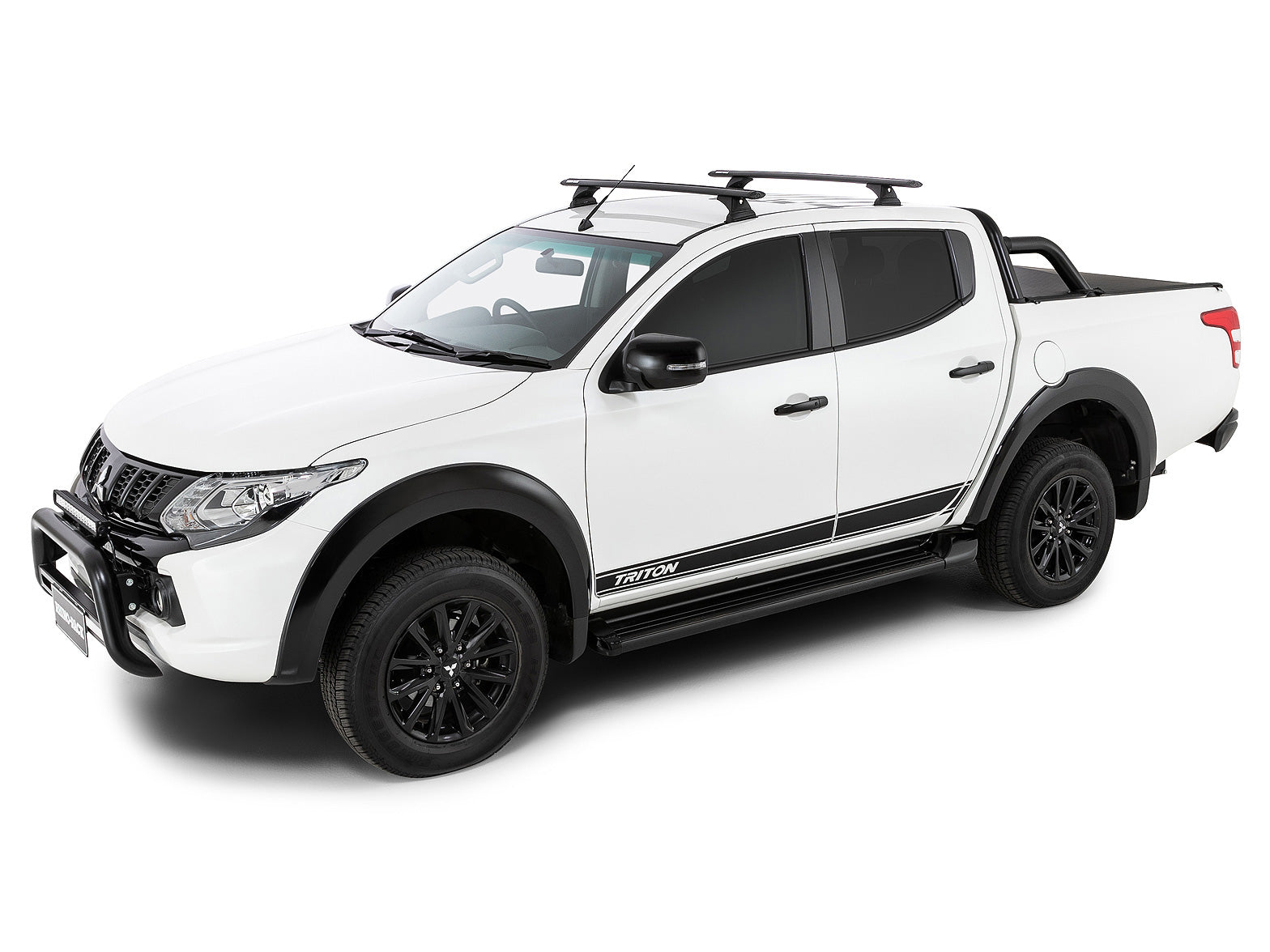 Kit de 2 barres de toit Rhino-Rack Sportz 1260mm pour Mitsubishi L200 Double et Extra Cab 2015-2024, fixation robuste.
