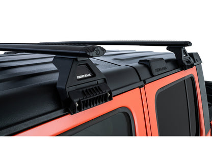 Kit de 2 barres de toit RHINO-RACK Sportz 1500mm pour Jeep Wrangler JL et Gladiator JT, montées sur le toit du véhicule.