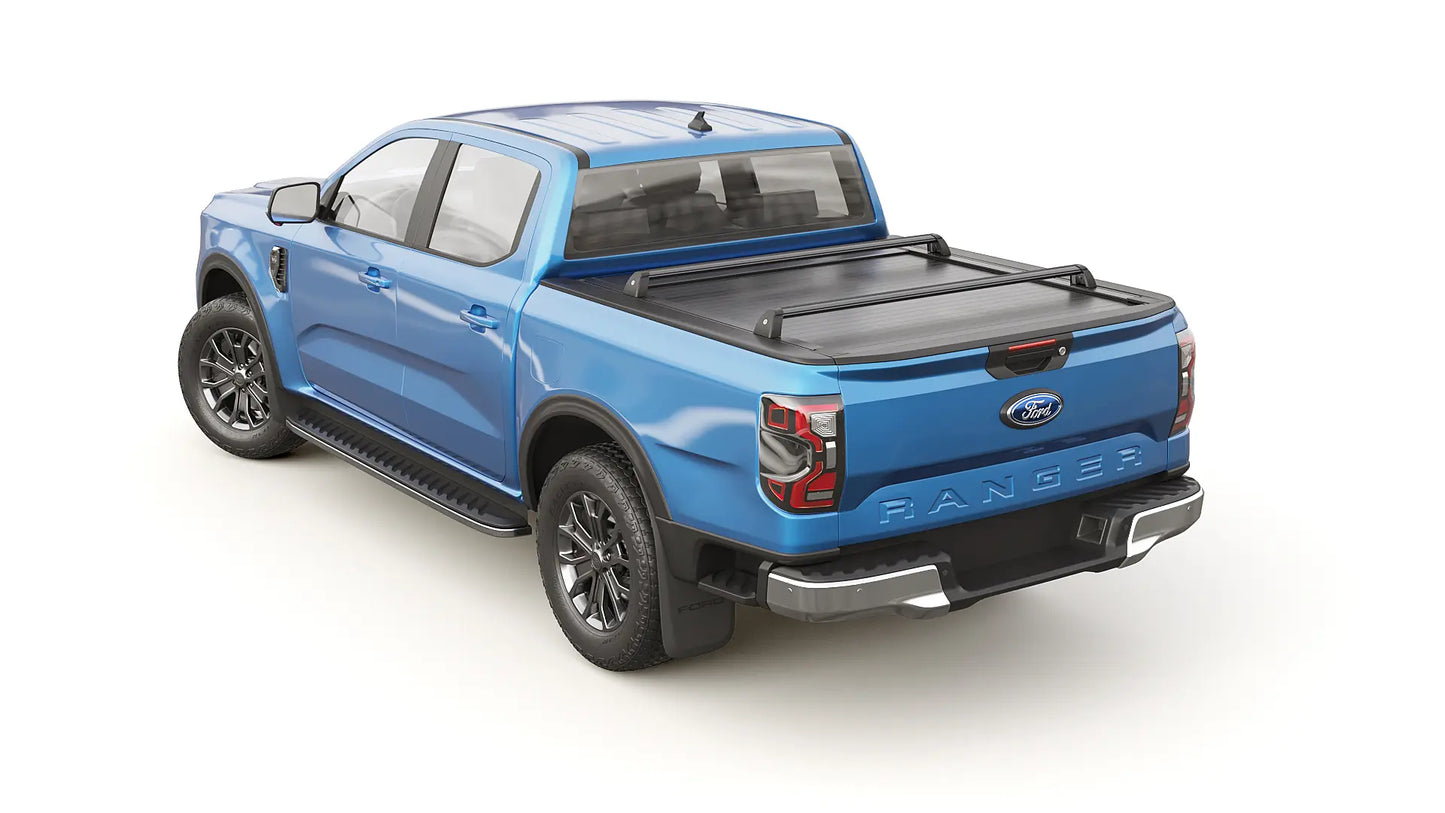 Deux barres de toit cargo MountainTop pour Ford Ranger et VW Amarok 2023+ avec le système Rideau EVO, en acier robuste.