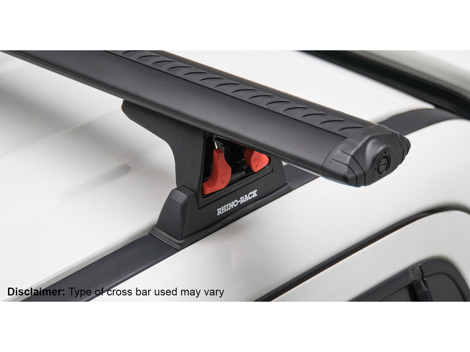 Kit de 3 barres de toit Rhino-Rack Sportz 1650mm pour Iveco Daily H1 2015+, fixation robuste et design aérodynamique.