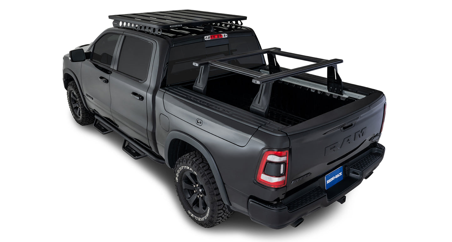 Kit de 4 barres de toit Reconn-Deck pour Dodge Ram 1500 Gen V 2019+ de RHINO-RACK, barres robustes pour chargement sécurisé.