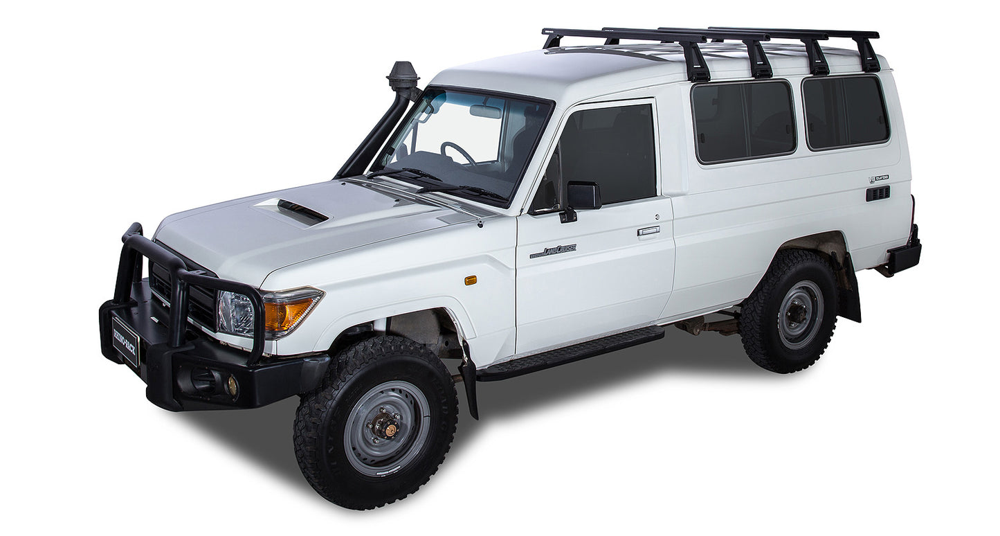 Kit de 4 barres de toit noires Heavy Duty 1500mm RHINO-RACK avec pieds pour Toyota Land Cruiser série 78 2007+