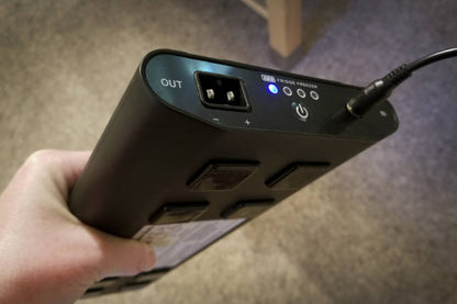 Batterie portable ARB Power Pack pour frigos 4x4, système d'alimentation rechargeable pour véhicules tout-terrain.