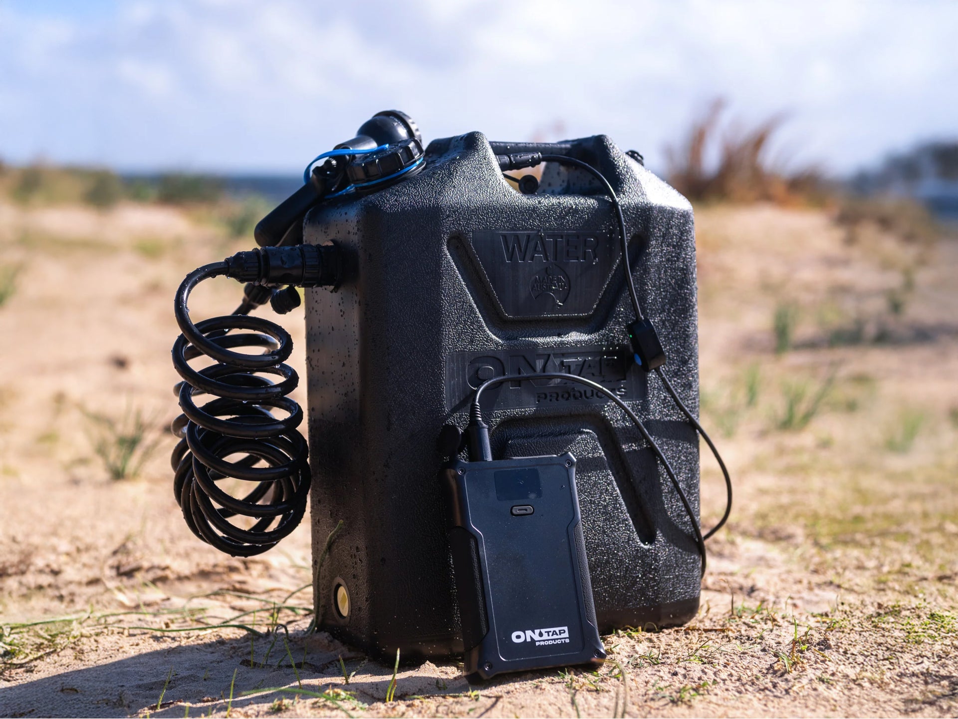 Batterie portable ONTAP 9,6Ah LiFePO4 avec multi-ports, conçue pour une alimentation fiable et multi-usage en extérieur.