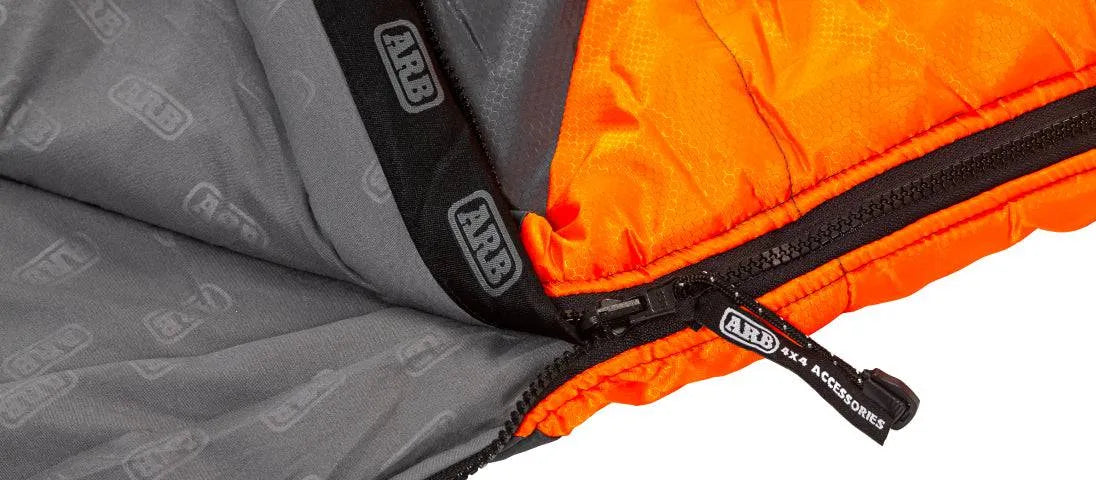 Sac de Couchage ARB 4x4 | Compact sur Xperts4x4 Accessoires 4x4 Off-Road