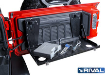 Table Pliante sur Porte Arriere Jeep Wrangler JL - Rival 4x4 sur Xperts4x4 Accessoires 4x4 Off-Road