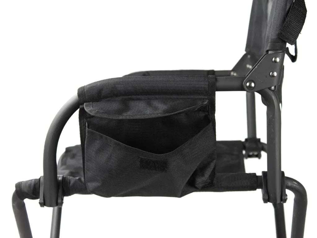 Chaise de camping pliable et compacte de la marque Front Runner, idéale pour les activités de plein air et le camping.