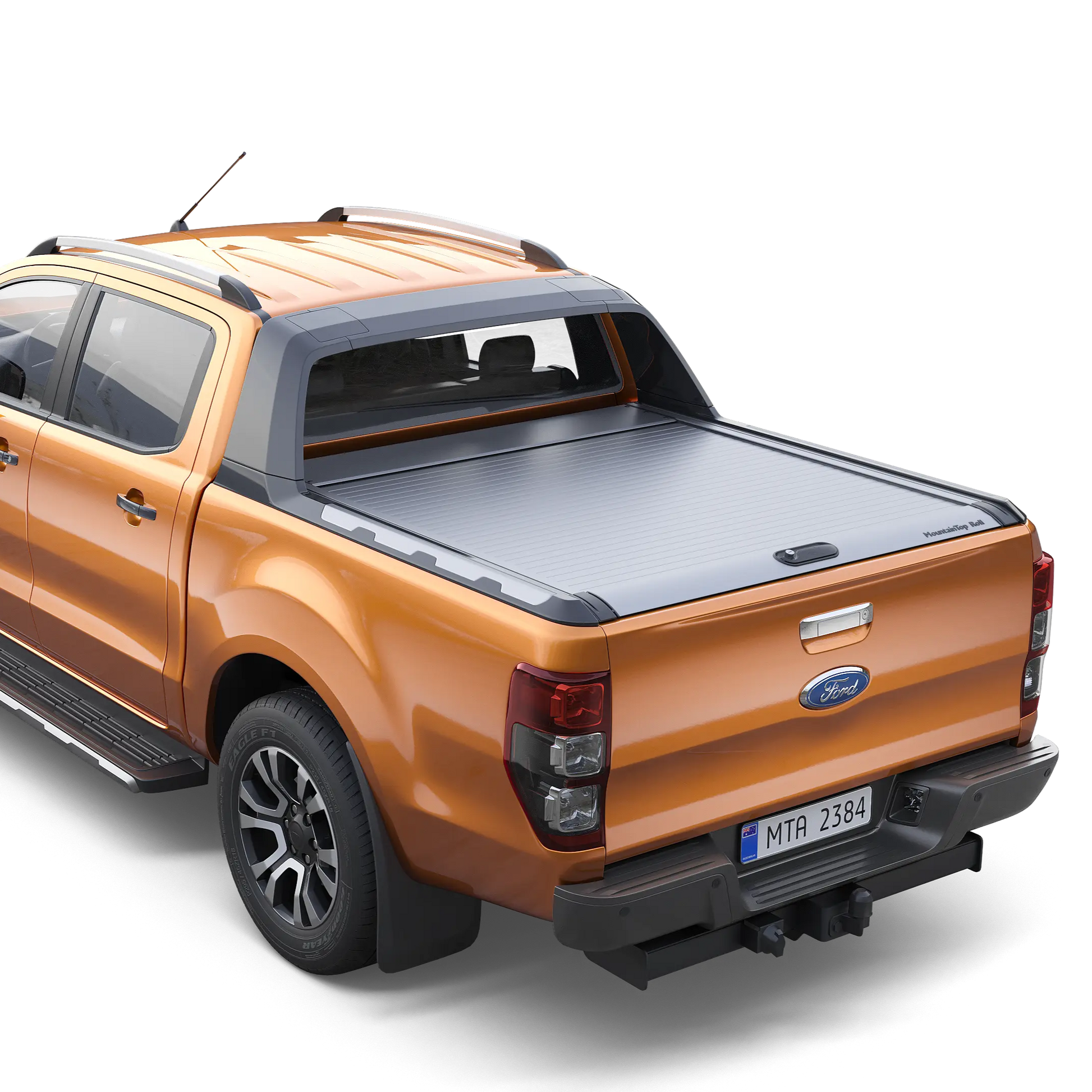 Couvre benne MountainTop MTR pour Ford Ranger Wildtrak 2012-2022, installation sur le coffre de la camionnette double cab.