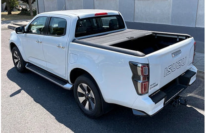 Couvre benne Mountain Top MTR pour Isuzu D-Max Double Cab 2012-2020, protection robuste pour la benne.