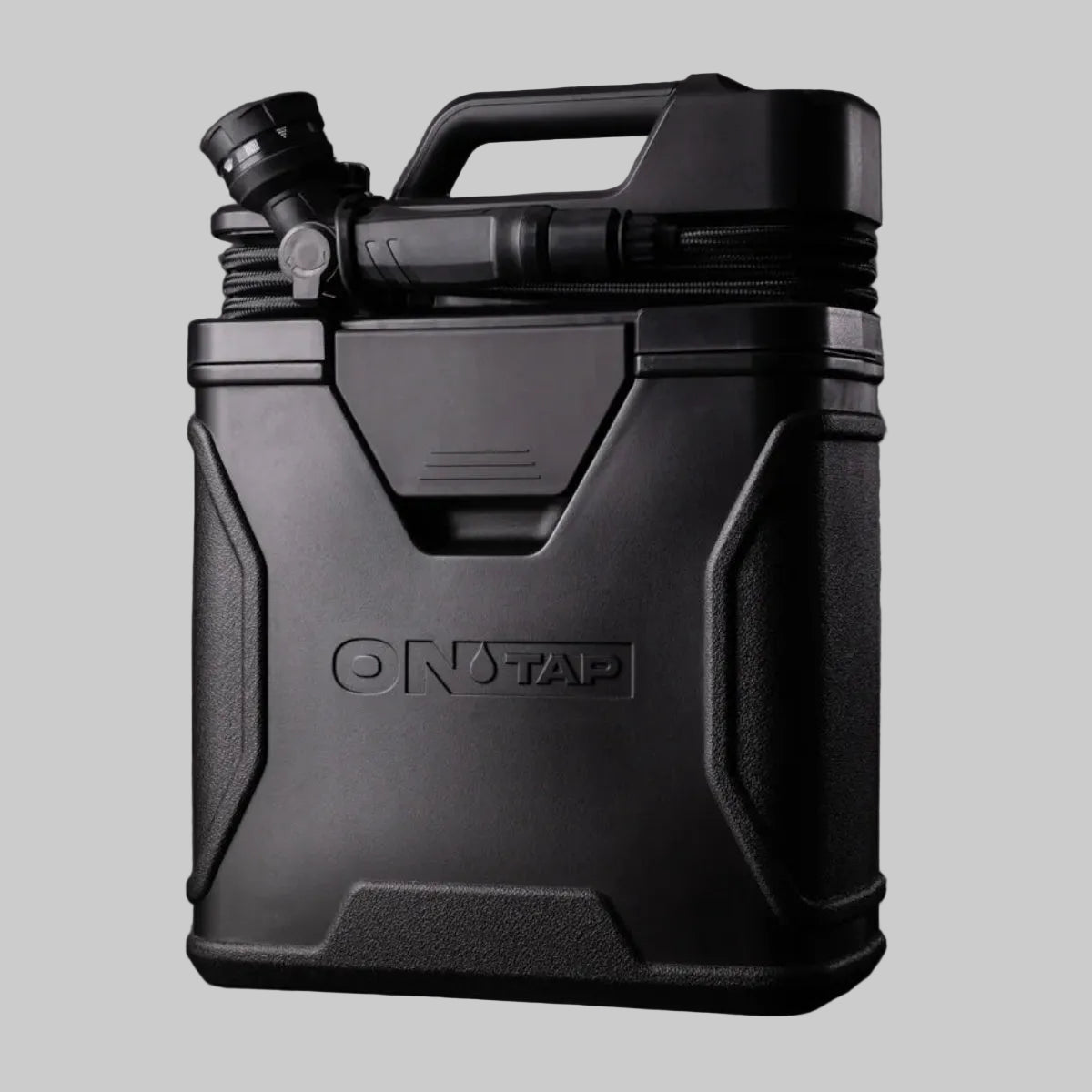 Douche portable ONTAP ROAM 16L pour bivouac, avec pommeau et réservoir d'eau, idéale pour le confort en plein air.