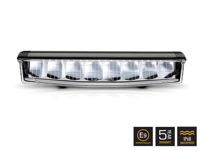 Phare LED compact LAZER LAMPS AIR-55 avec balise, 6800 lm, éclairage LED robuste pour véhicule tout-terrain.