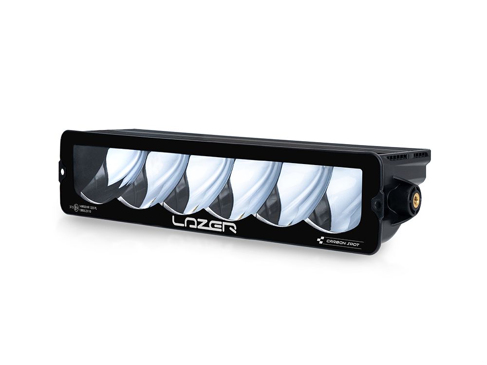 Projecteur LED compact LAZER LAMPS Carbon-6 SPOT Gén.3 avec 9360 lumens, lumière puissante pour éclairage tout-terrain.