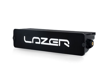 Projecteur LED LAZER LAMPS Carbon-6 en mode Spot jaune, phare LED compact avec 9360 lm, pour éclairage puissant et précis.