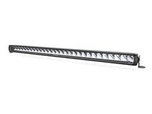 Phare LED rond LAZER LAMPS Triple-R 28 Elite, éclairage puissant 28560 lm, conçu pour un éclairage robuste et efficace.