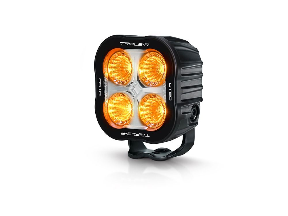 Éclairage LED de travail LAZER LAMPS Utility-50 Chase avec lentille robuste, conçu pour le travail en extérieur et l'off-road.