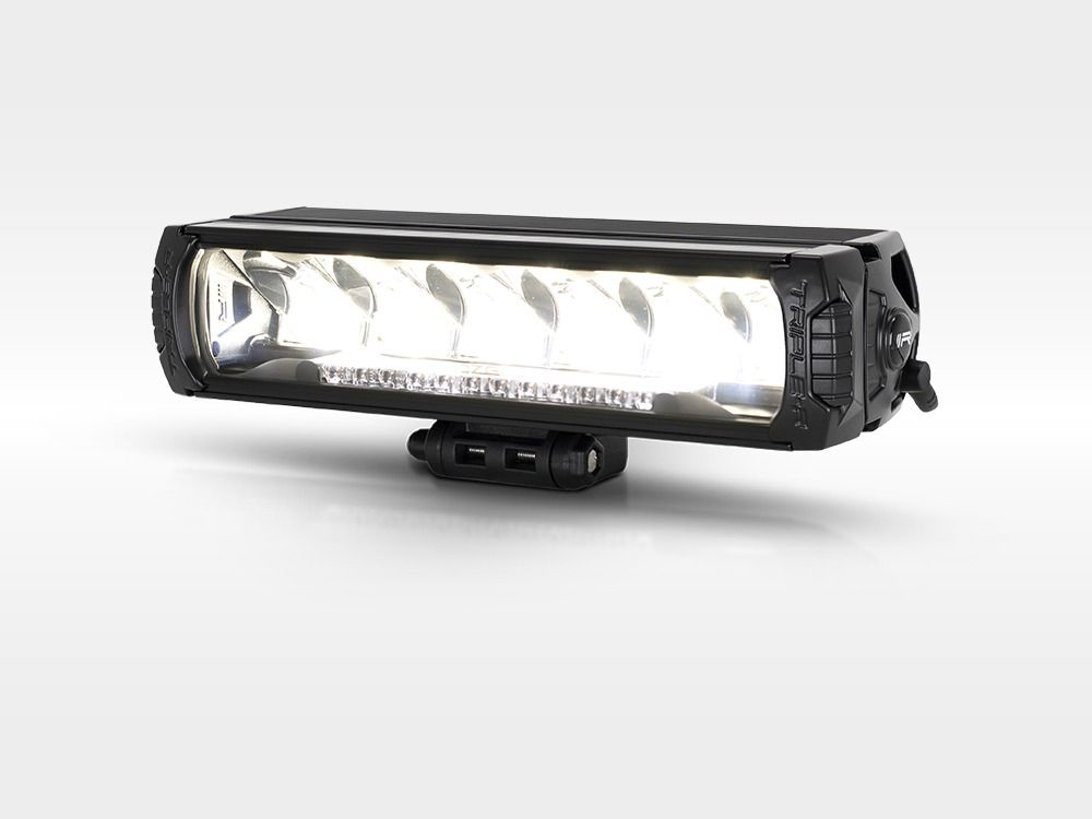 Projecteur LED LAZER LAMPS Triple-R 850 - avec feux de position sur Xperts4x4 Accessoires 4x4 Off-Road
