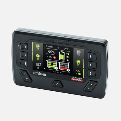 Système de gestion de batterie REDARC Soli BCDC Alpha50R TVMS Rogue, affichage numérique, connecteurs et composants électroniques visibles.