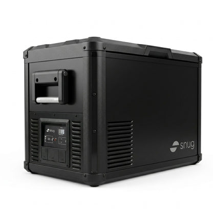 Réfrigérateur congélateur SNUG Groenland 45L noir, zone unique, pour stockage alimentaire compact et pratique.