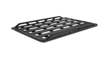 Galerie de toit Rhino-Rack Pioneer 6 1900x1240mm pour véhicule, robuste et idéale pour transporter du matériel sur le toit.