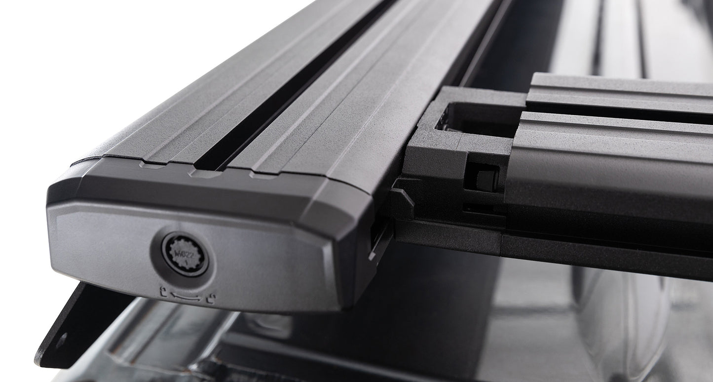 Galerie de toit Rhino-Rack Backbone pour Mercedes Sprinter W906 W907 4x4, support robuste pour accessoires et chargements.