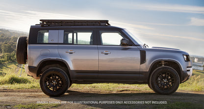 Galerie de toit Rhino-Rack Pioneer pour Land Rover Defender II 110 L663 2020+, fixation robuste, vue de côté.