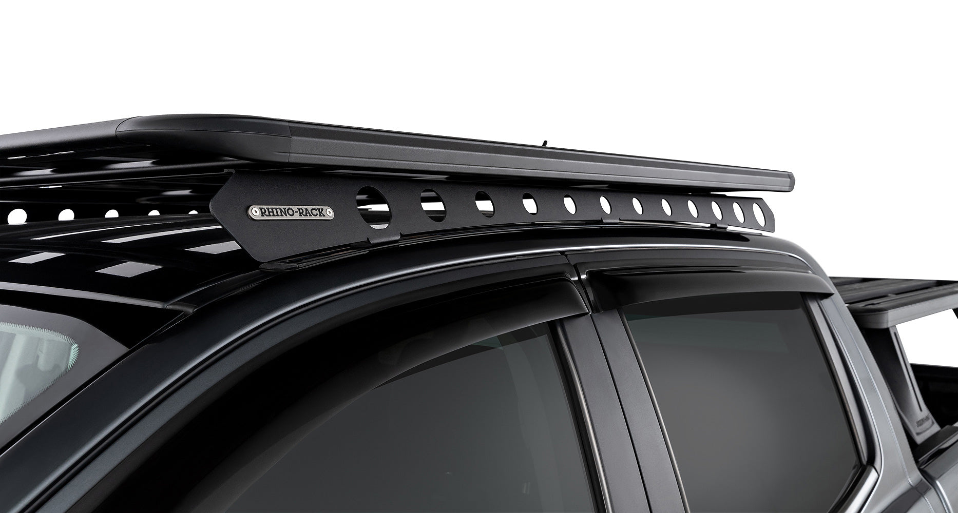 Galerie de toit Rhino-Rack Pioneer 6 1500x1240mm avec backbone, système robuste pour véhicule tout-terrain.