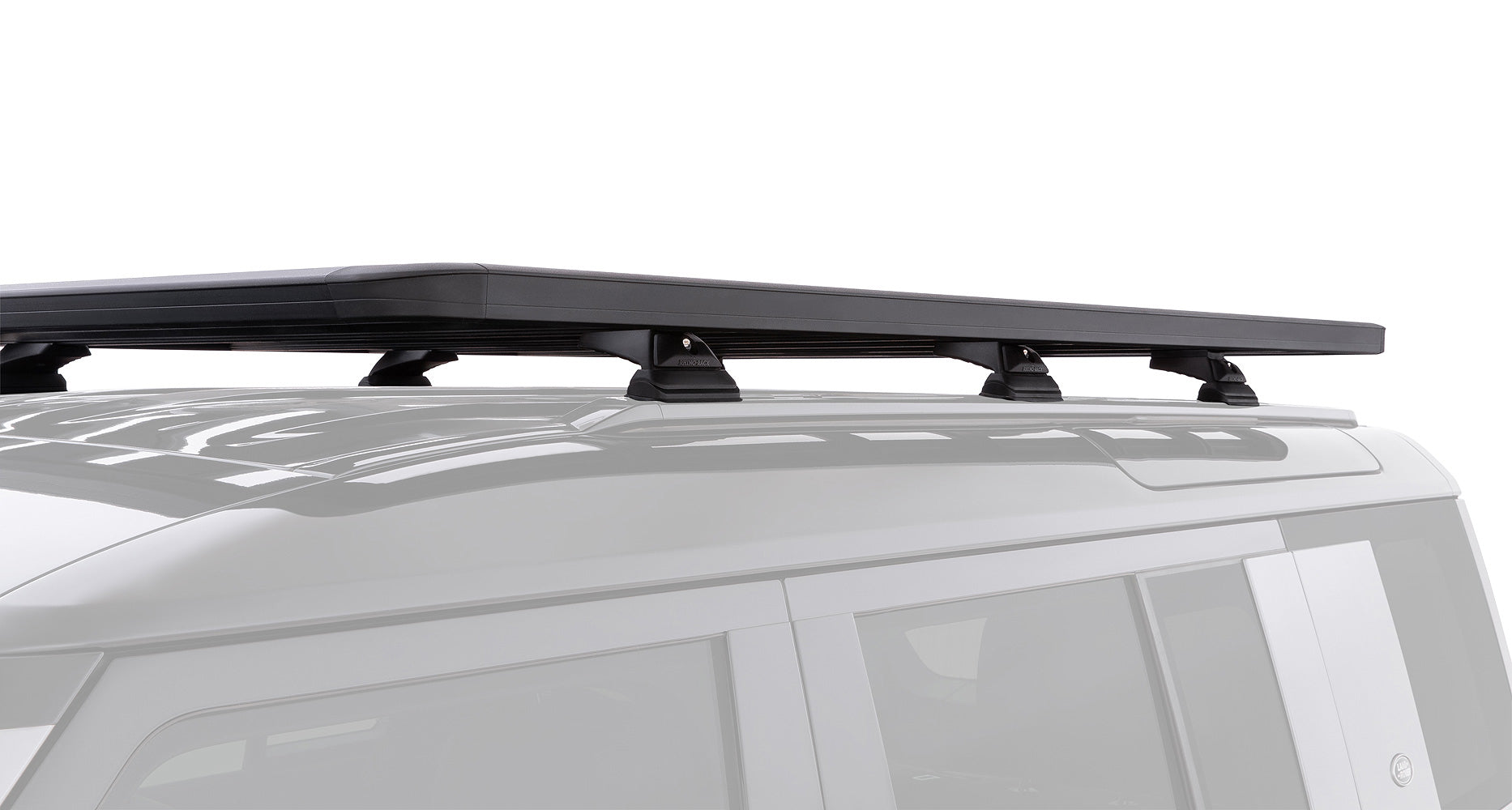 Kit galerie de toit Rhino-Rack Pioneer 6 pour Land Rover Defender II 110, avec pieds RCL, fixation solide, dimensions 1900x1240mm.