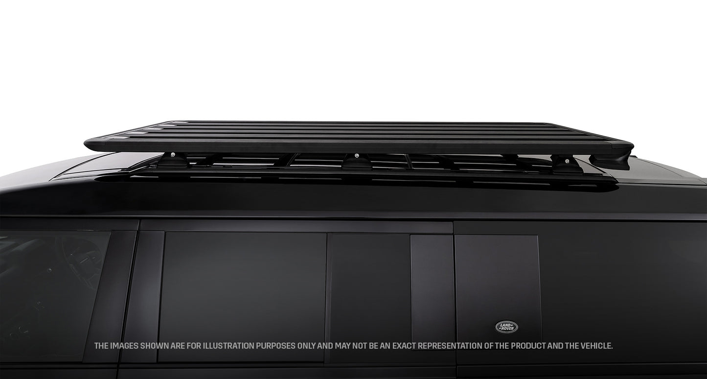 Galerie de toit Rhino-Rack Pioneer 6, 2100x1240mm, avec pieds RCL pour Land Rover Defender II 130 L663, vue de face.