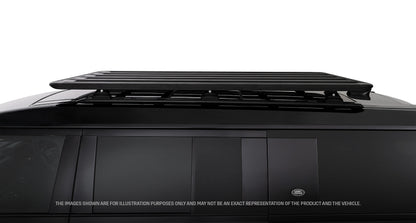 Galerie de toit Rhino-Rack Pioneer 6, 2100x1240mm, avec pieds RCL pour Land Rover Defender II 130 L663, vue de face.