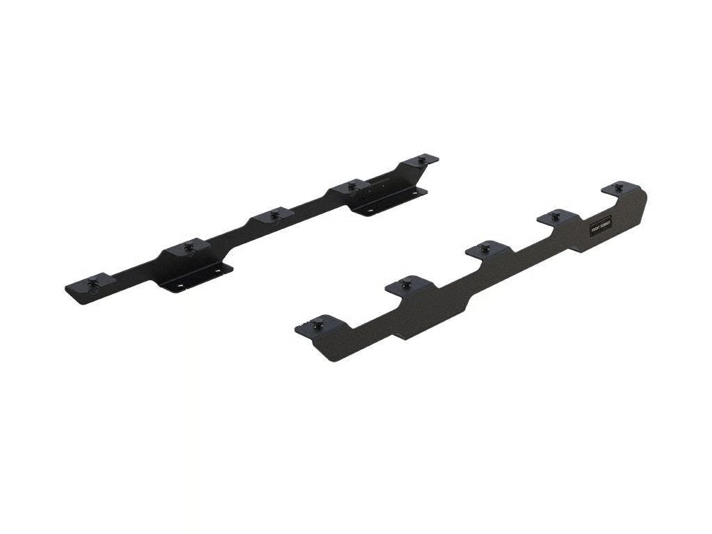 Galerie de toit Front Runner Slimline II Extrême pour Jeep JK 2 portes, dimensions 1762x1425 mm, montage robuste et élégant.
