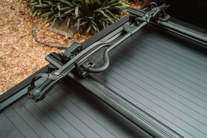 Kit de 2 barres de toit Mountain Top pour Ford Ranger Raptor 2023, compatibles avec couvre-bennes EVO et MTR.