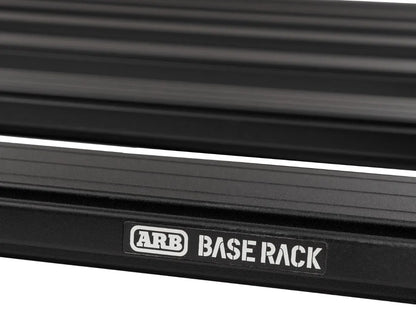 Plateforme de galerie de toit ARB en aluminium, dimensions 2125 x 1285 mm, pour montage de rack sur véhicule tout-terrain.