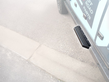 Marche-pieds N4 OFFROAD de 350mm pour profils rectangulaires de bas de caisse, en métal robuste pour véhicule tout-terrain