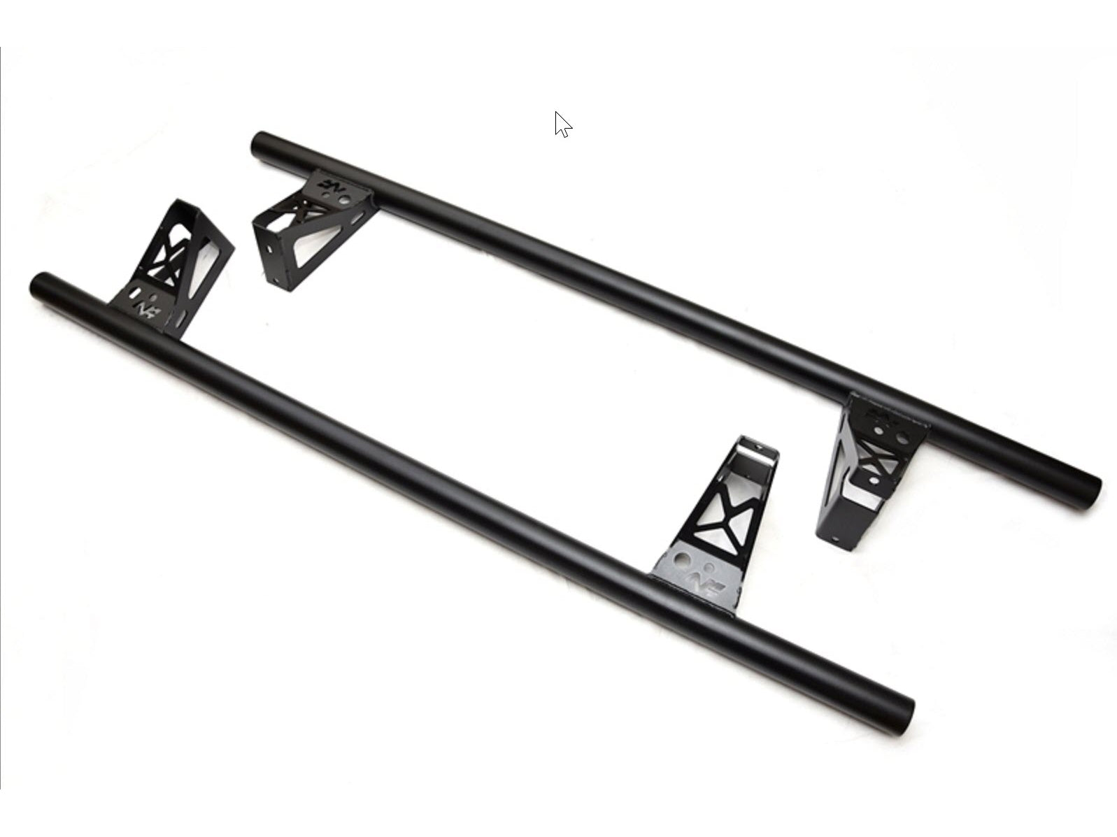 Protections tubulaires de bas de caisse N4 OFFROAD pour Renault Alaskan, Nissan D23 et Mercedes Classe X, marche-pieds robustes.